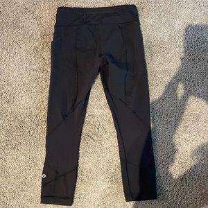 Size 8 Lulu leggings. Lightly worn.